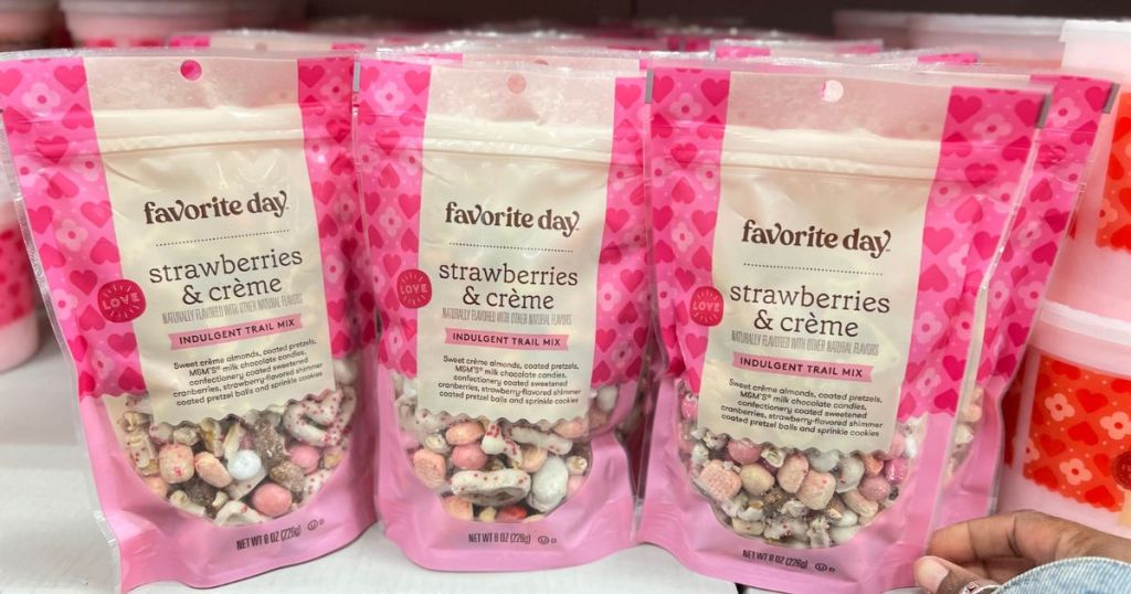 Favorite Day Valentine's Strawberries & Creme Trail Mix