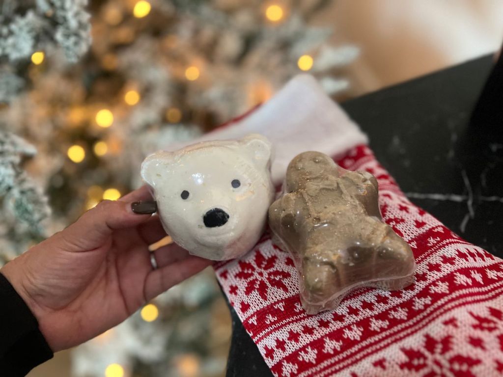 polar bear and gingerbread bath bomb