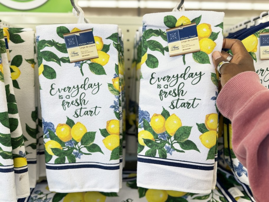 lemon print kitchen towels that say "everyday is a fresh start"