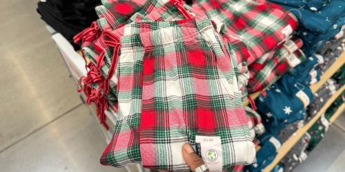 Joyspun Women’s Christmas Pajamas Just $6.98 on Walmart.com (May Sell Out!)