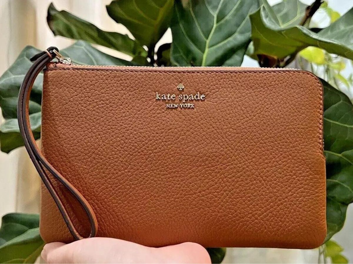 Over 80% Off Kate Spade Wristlets – Trendy Styles from $25!