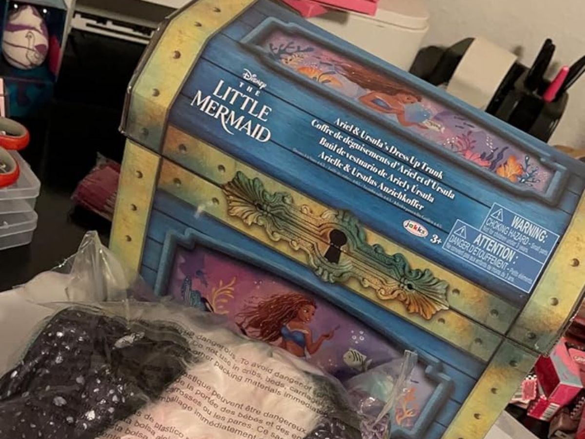 Disney Little Mermaid Dress Up Set w/ Trunk & Accessories Only $7.42 on Amazon (Reg. $40)