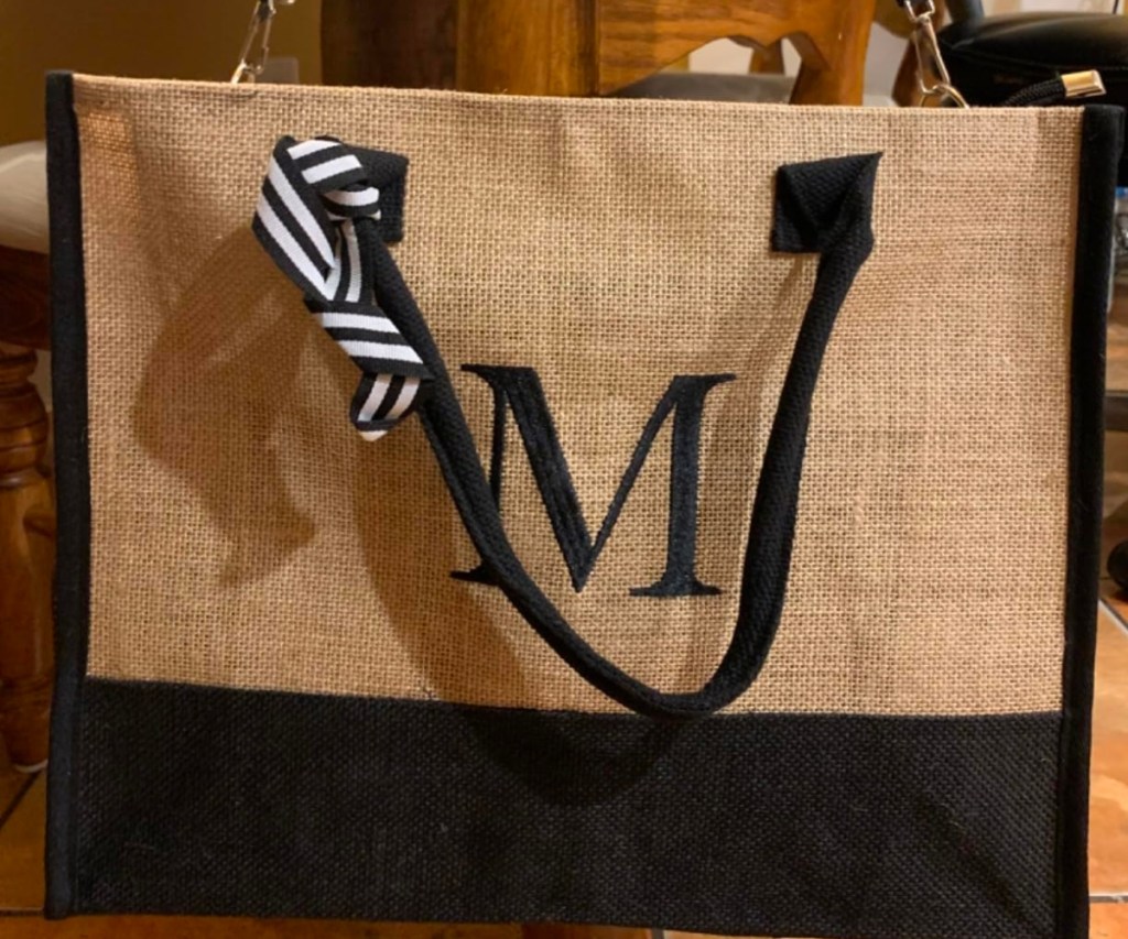 YOOLIFE Initial Canvas Tote with an M