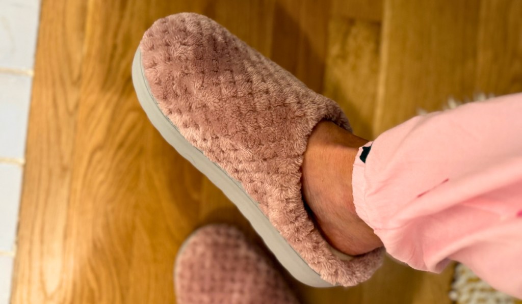 Pillow Warm Slippers with Outdoor Soles