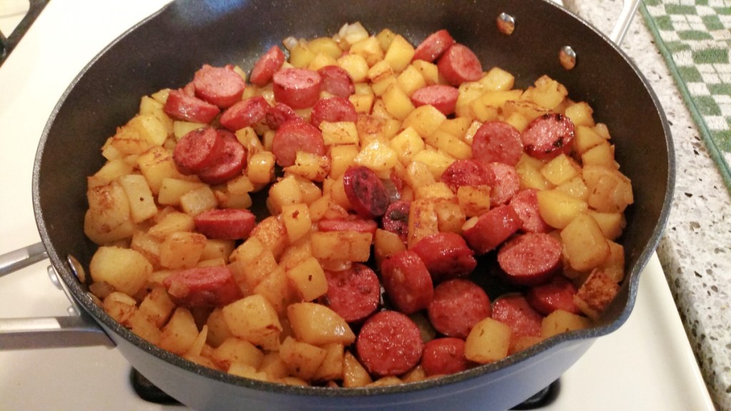 Cooking potatoes and sausage in a Ninja Foodi Possible Pan