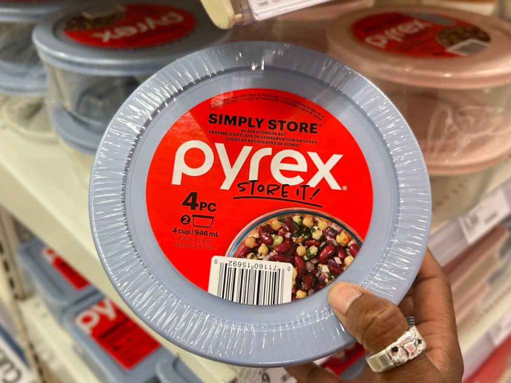 hand holding a 2-pack of Pyrex Food Storage Containers