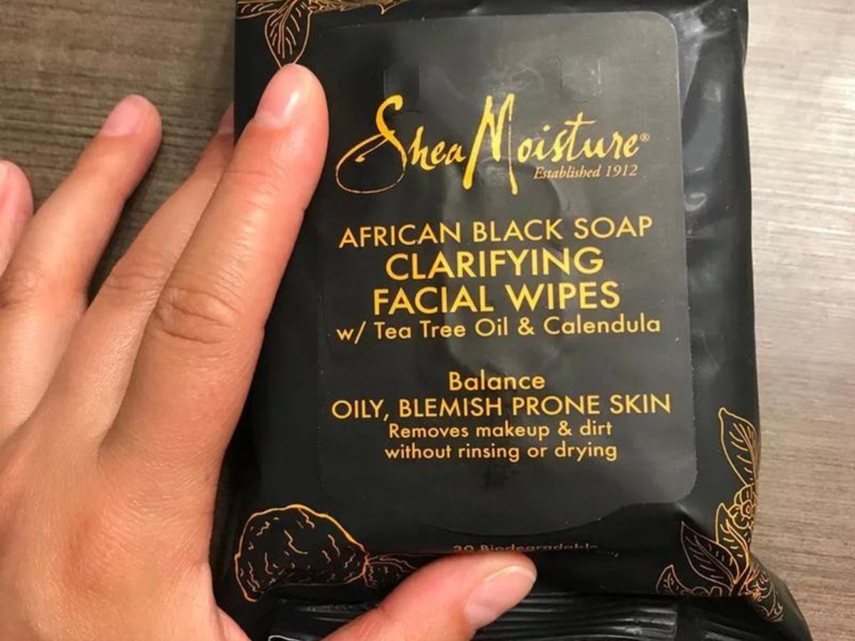 SheaMoisture Clarifying Face Wipes 30-Count Only $1.34 at Walgreens (Regularly $9)