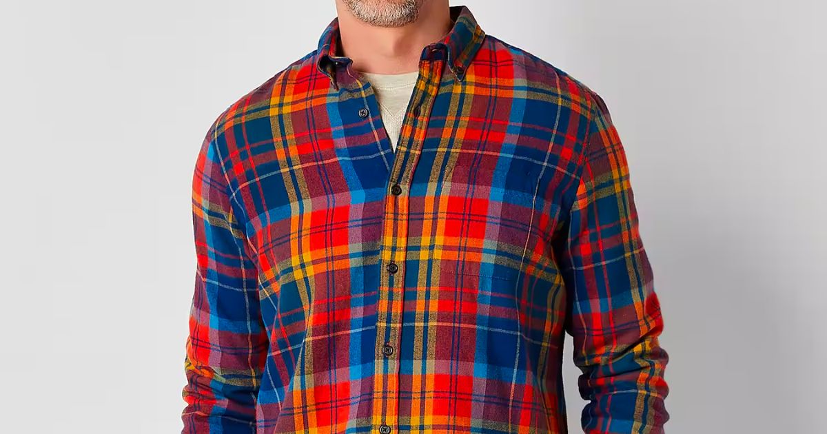 a model wearing a St. John's Bay Mens Classic Fit Long Sleeve Flannel Shirt 2