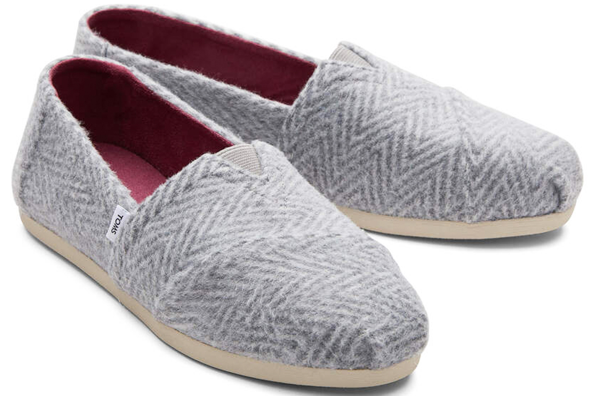 grey herringbone print shoes