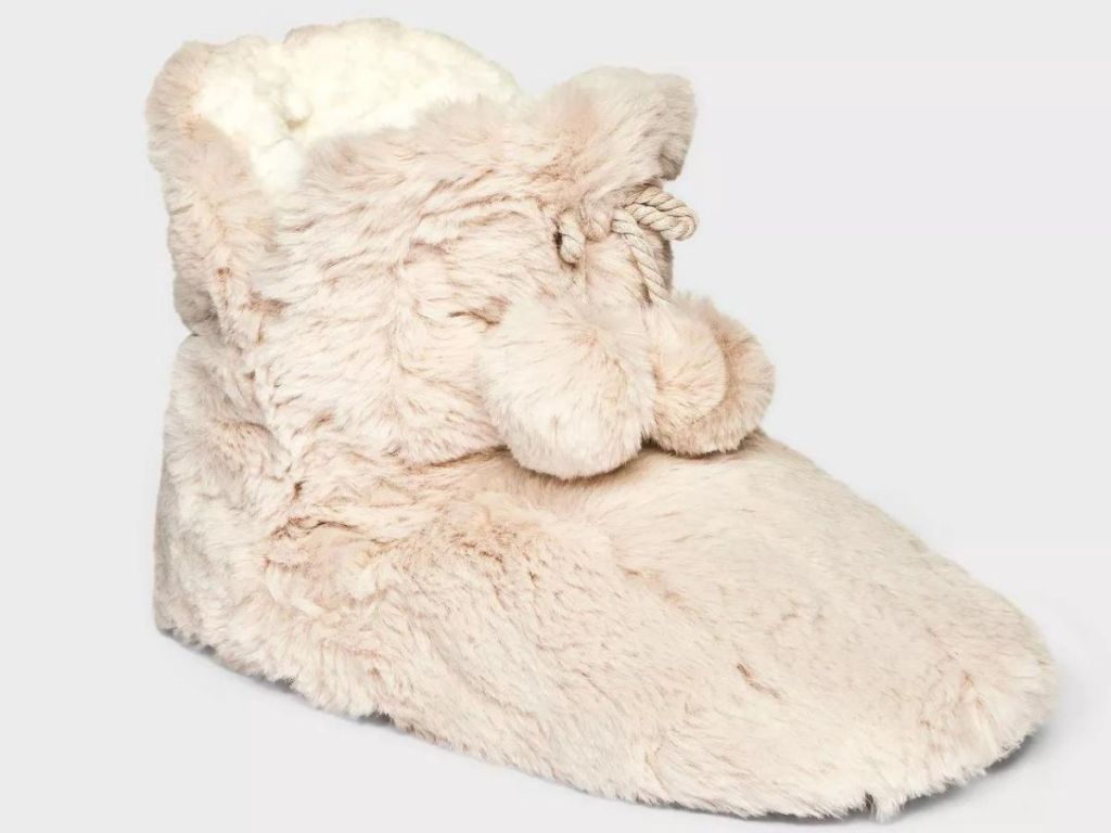 white fluffy slipper boots with poms