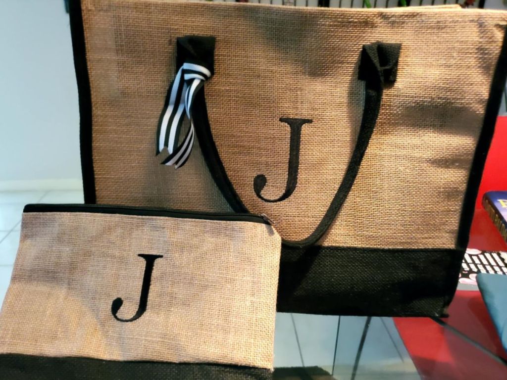 YOOLIFE Unique Gifts for Women - Initial Jute Beach Tote Bag Makeup Bag  Personalized Monogrammed Tote Bag