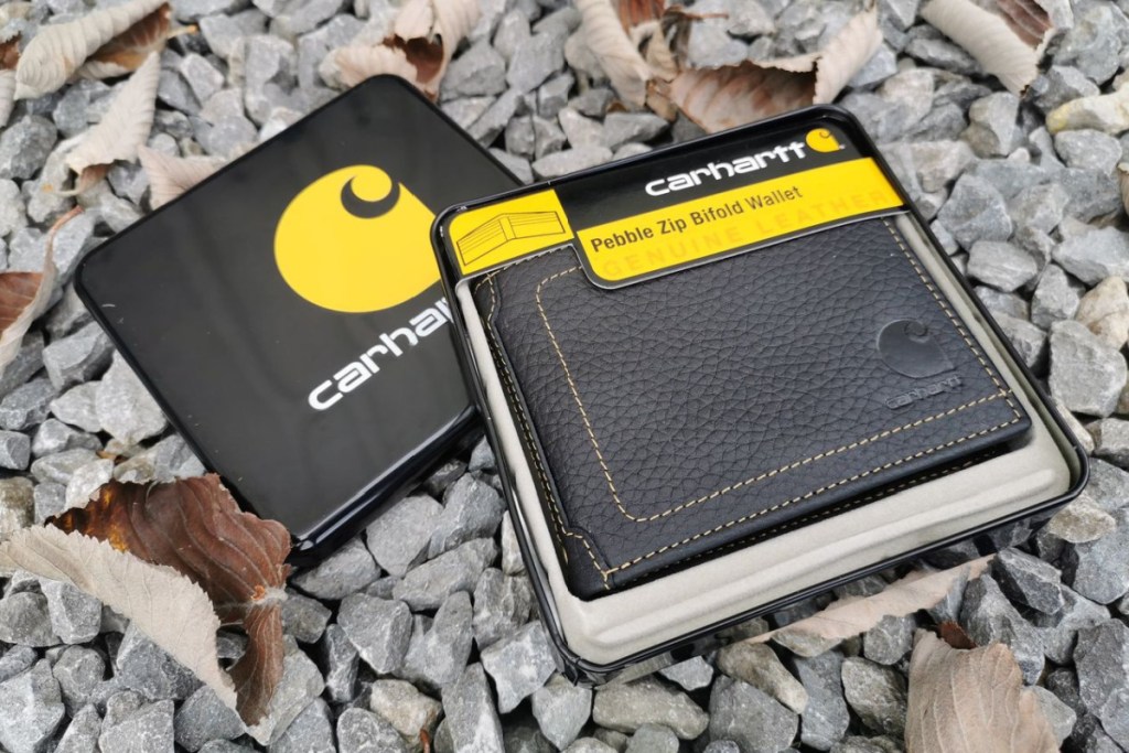 carhartt wallets on pebble rock