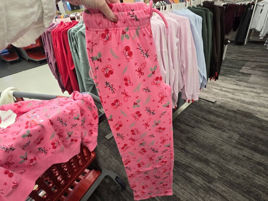 Vinyl Threads Women's Holiday Print Fleece Graphic Pants in store