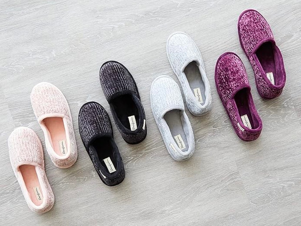 4 pairs of dearfoam womens slippers