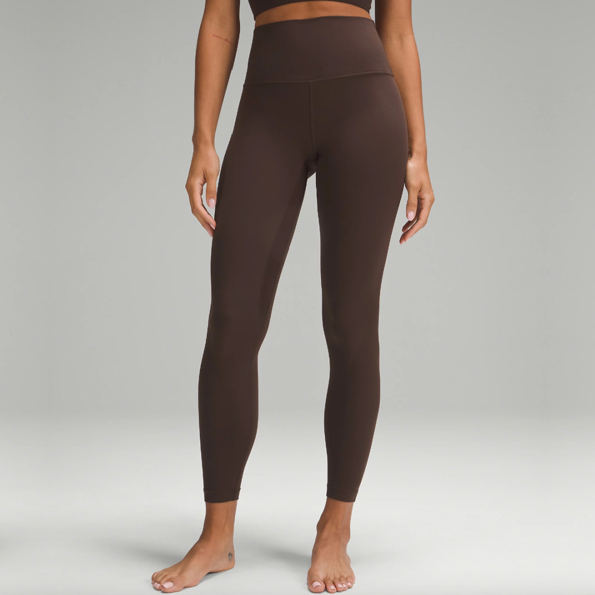 Comparable hotsell lululemon leggings