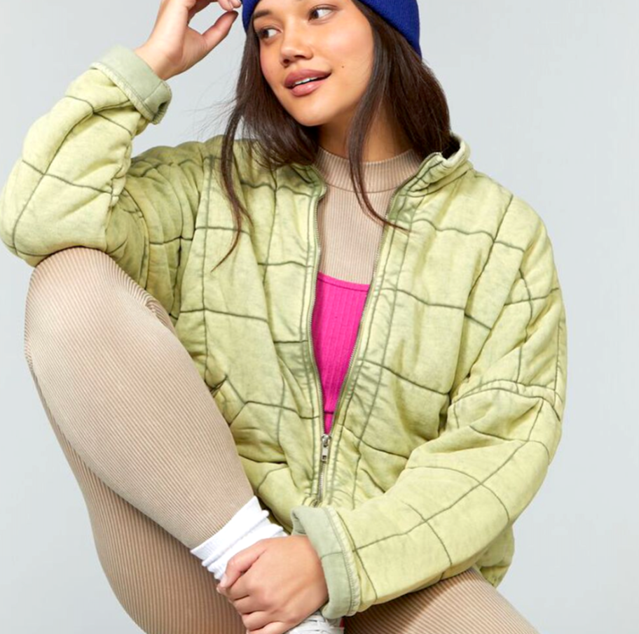 woman wearing quited Forever 21 jacket 