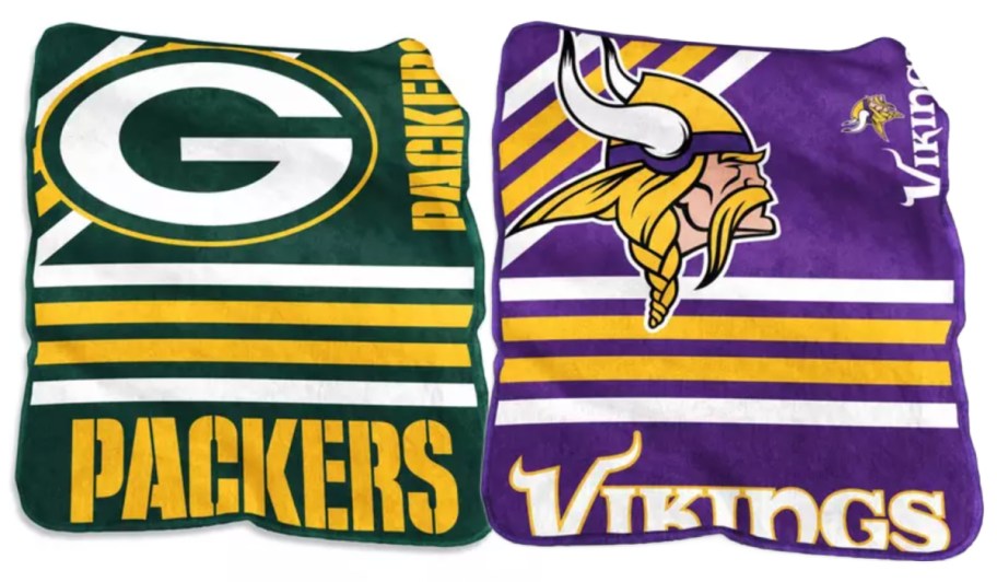 green blanket and purple blanket