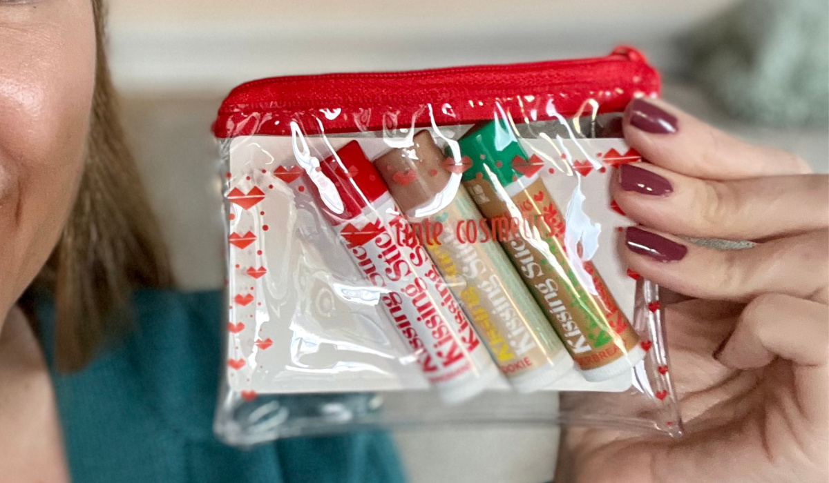holiday kissing stick chapsticks in zip bag