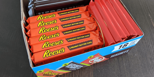 Hershey’s Full Size Candy Bars 18-Pack Just $15.29 Shipped on Amazon (Only 85¢ Each)