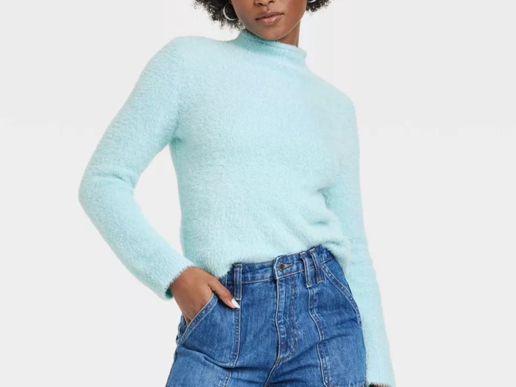 Universal Thread Women’s Fuzzy Mock Turtleneck Pullover Sweater 