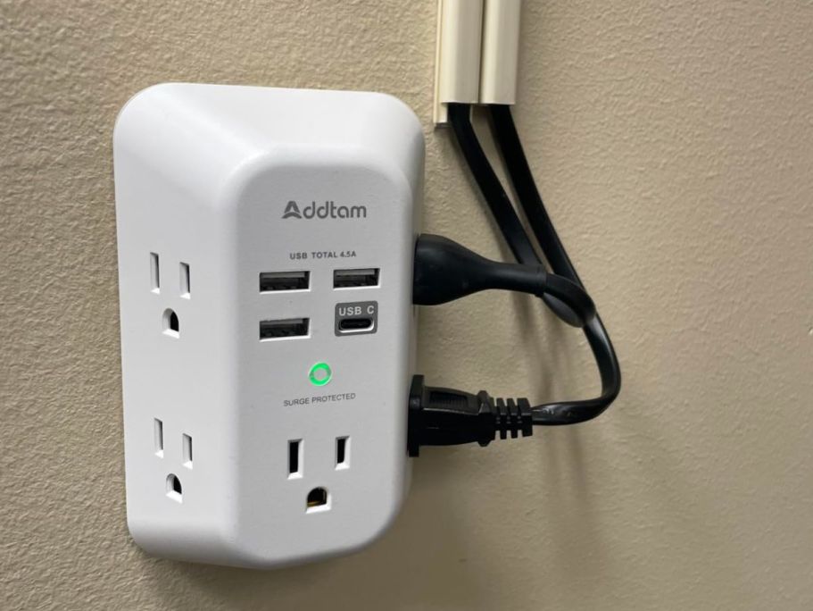 Outlet Extender Only $8.99 on Amazon | Charge All Your Devices at Once!