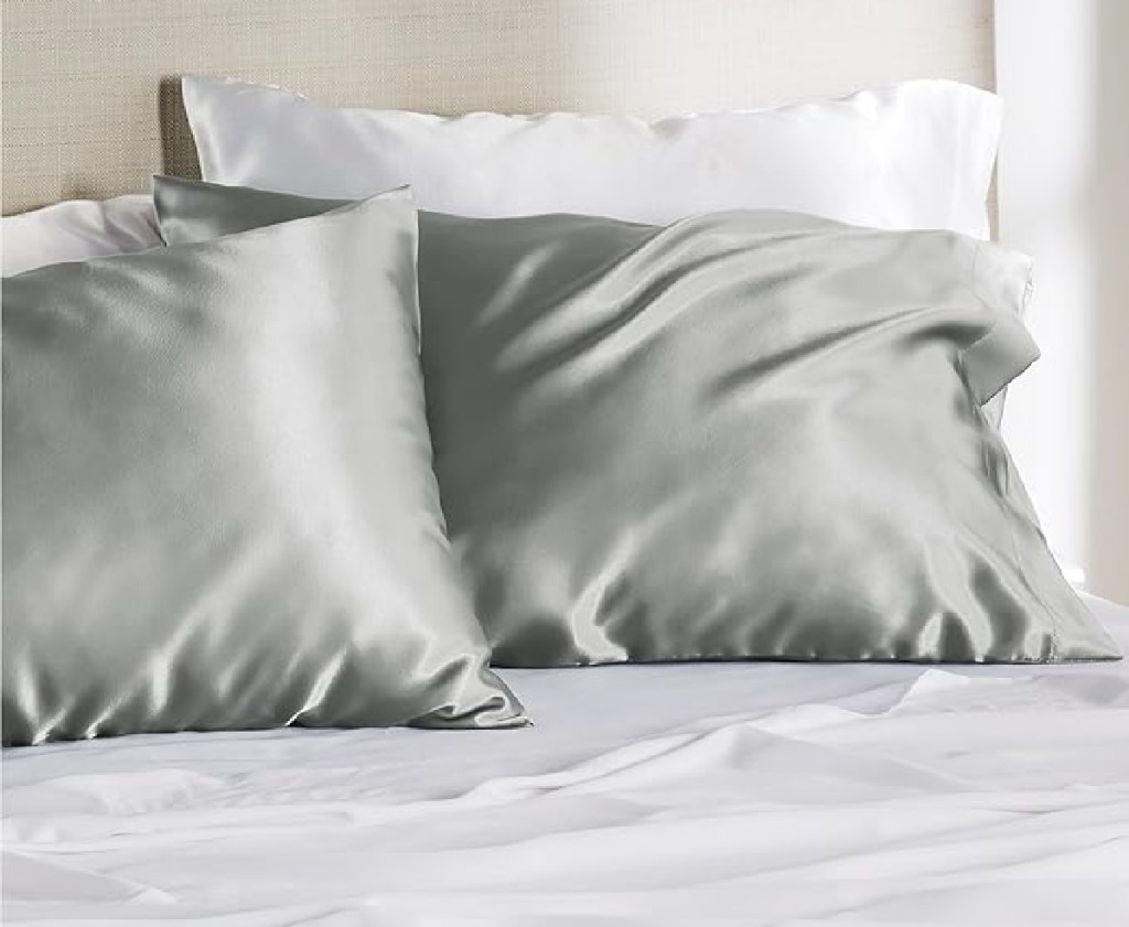 Bedsure Satin Pillow Case which can be given as a last minute stocking stuffer
