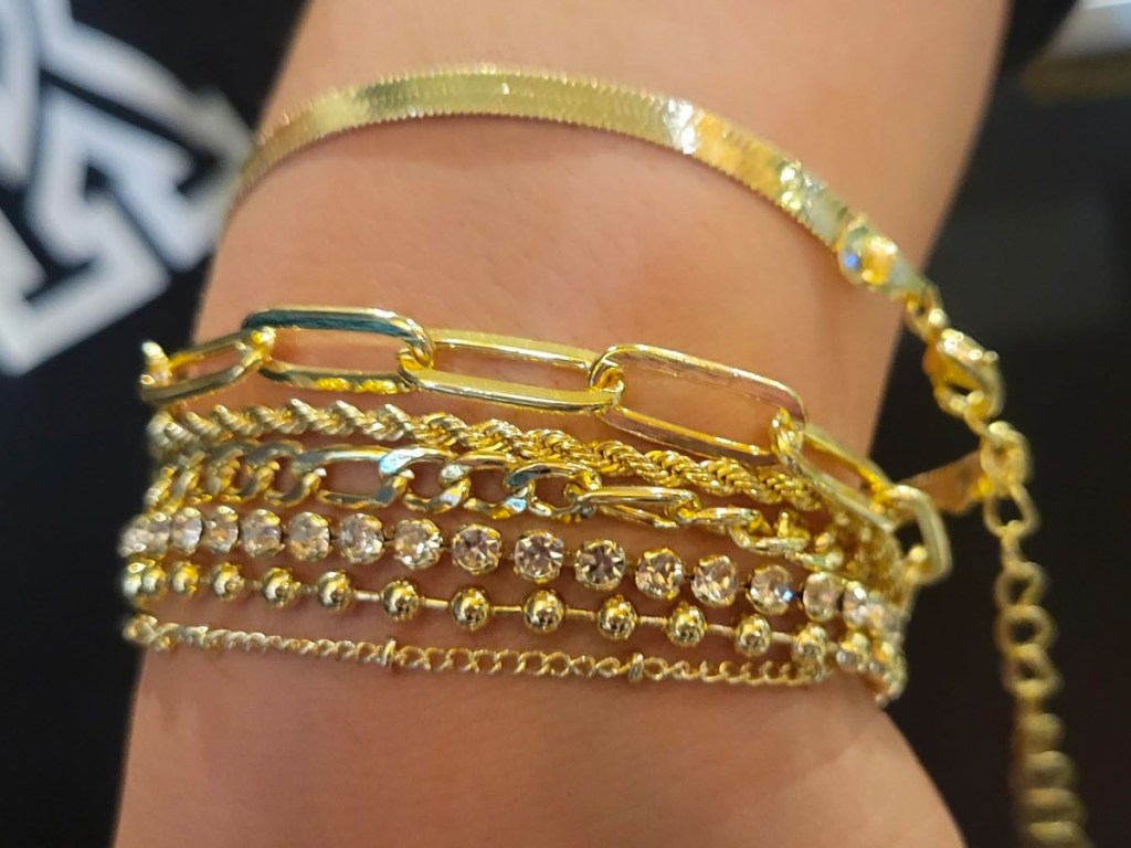 Emibele Gold-Plated 7-Piece Bracelet Stack