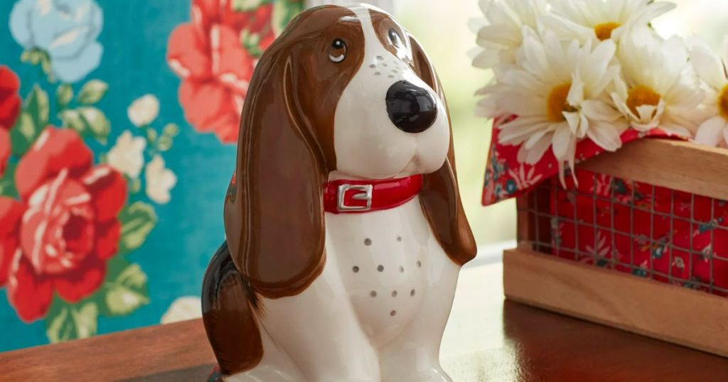 Pioneer woman wax warmer - charlie the basset hound