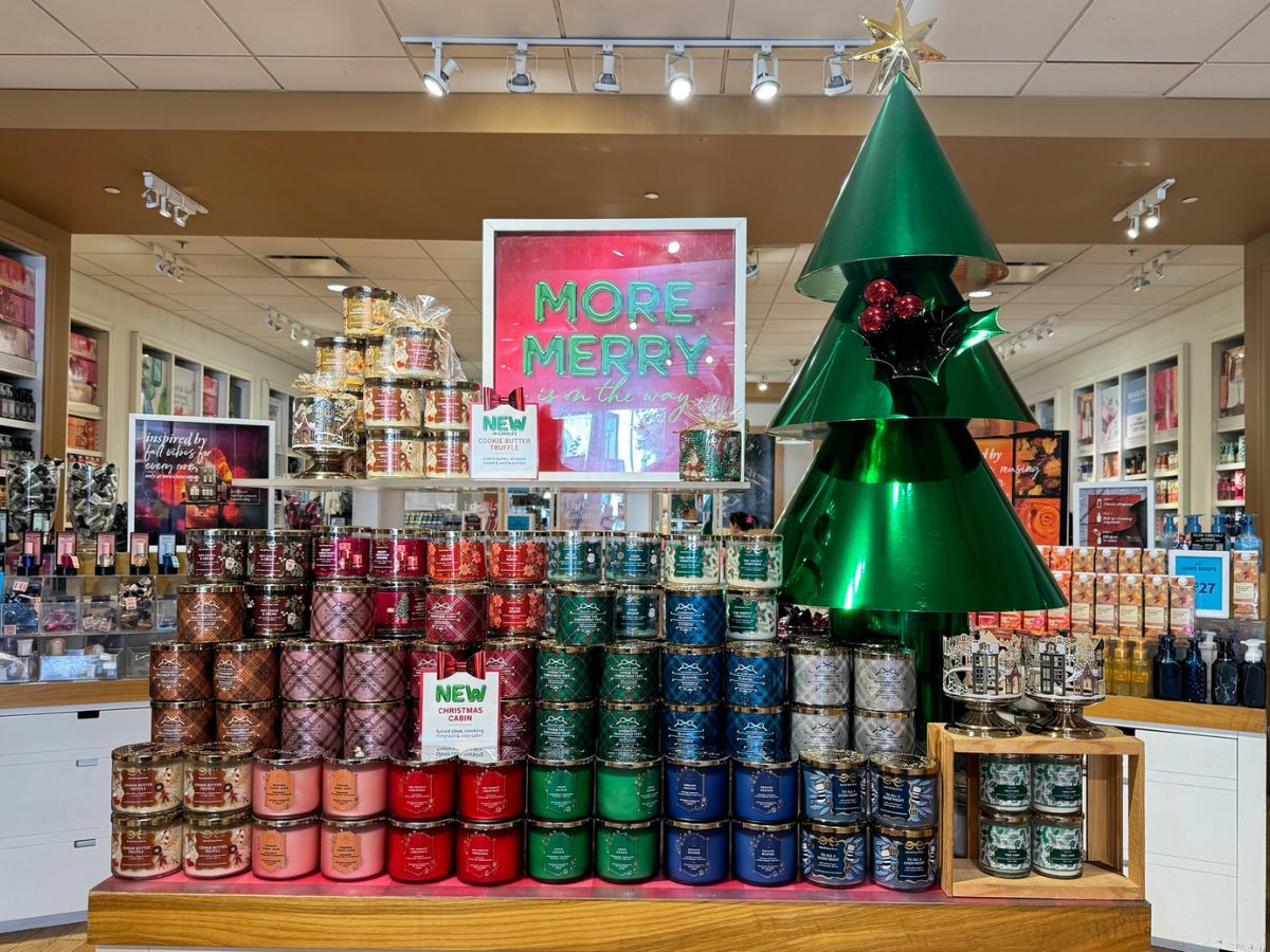 Bath & Body Works Christmas Collection 2024 Available Now | Hip2Save