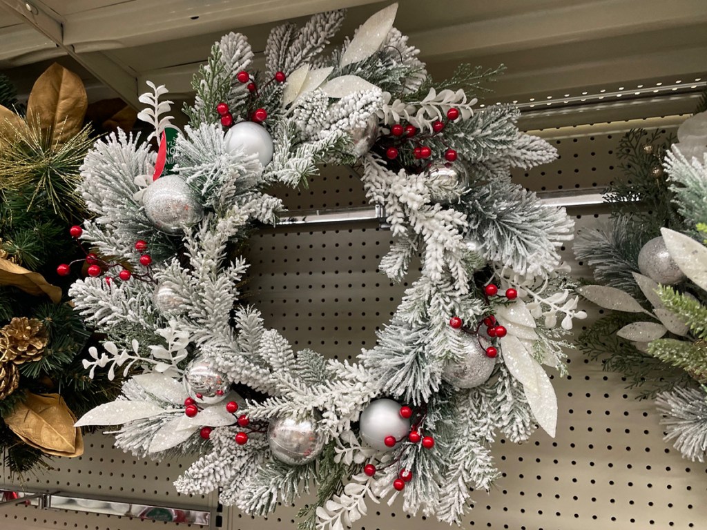 white and red christmas wreath