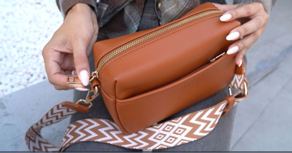Trendy Crossbody Bags ONLY .49 on Amazon (Regularly )