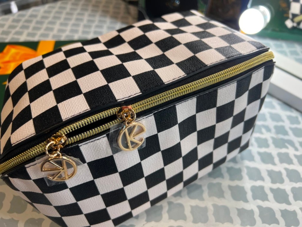 checkered amazon women's cosmetic bag