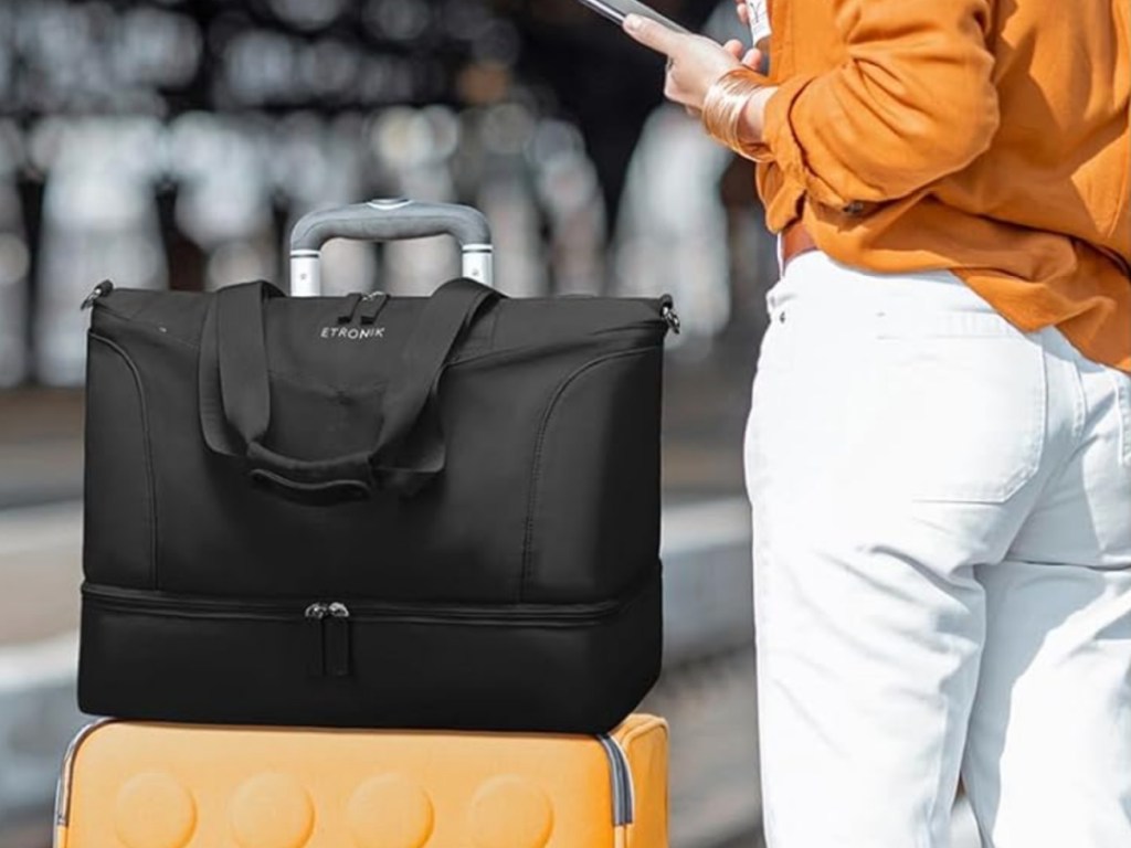 ETRONIK Weekender Bag in black