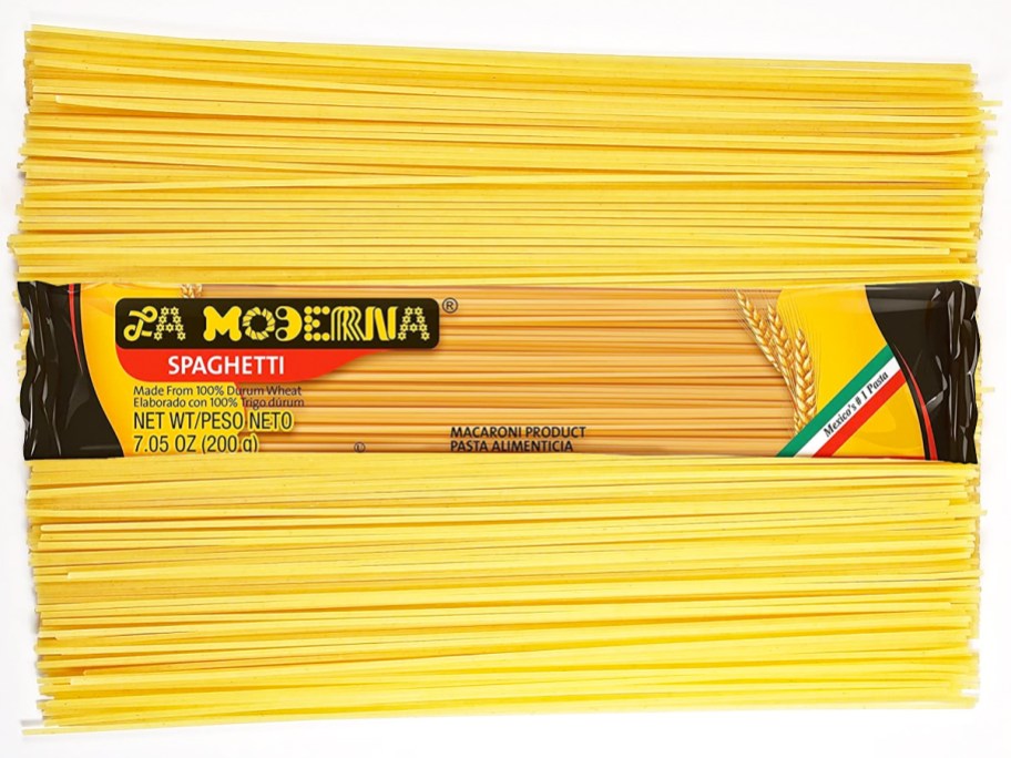 bag of La Moderna Pasta Spaghetti on top of dried spaghetti noodles