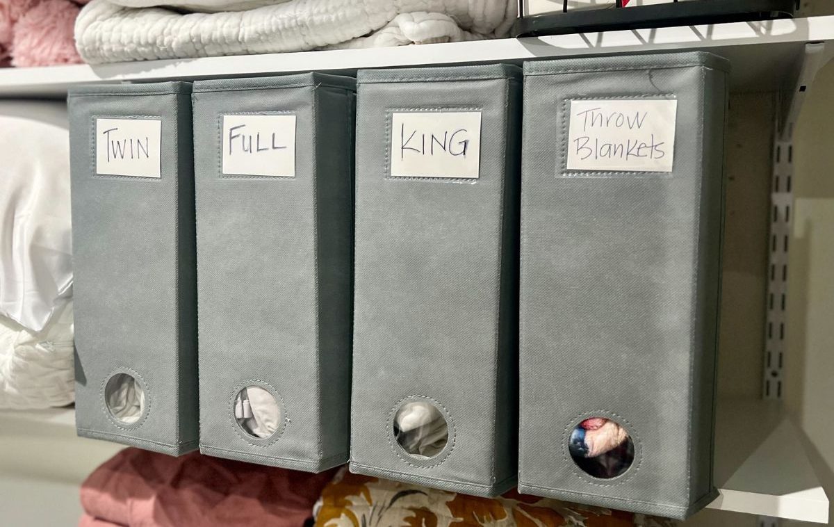 Say Goodbye to Messy Linen Closets! Bed Sheet Organizer Set