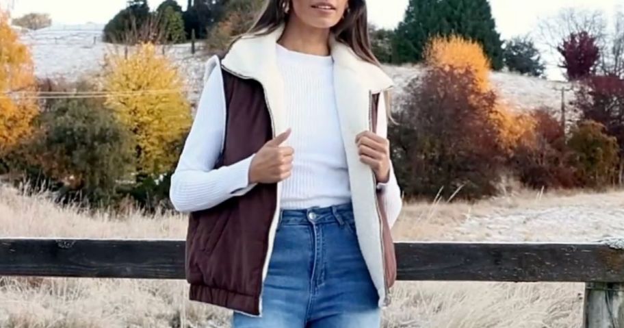 Woman wearing a brown Prettygarden reversible puffer