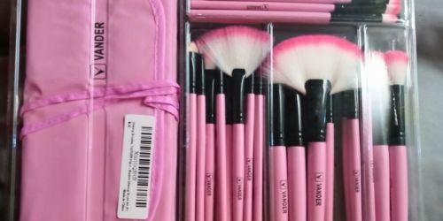 Large 32-Piece Makeup Brush Set w/ Case Only $5.99 on Amazon