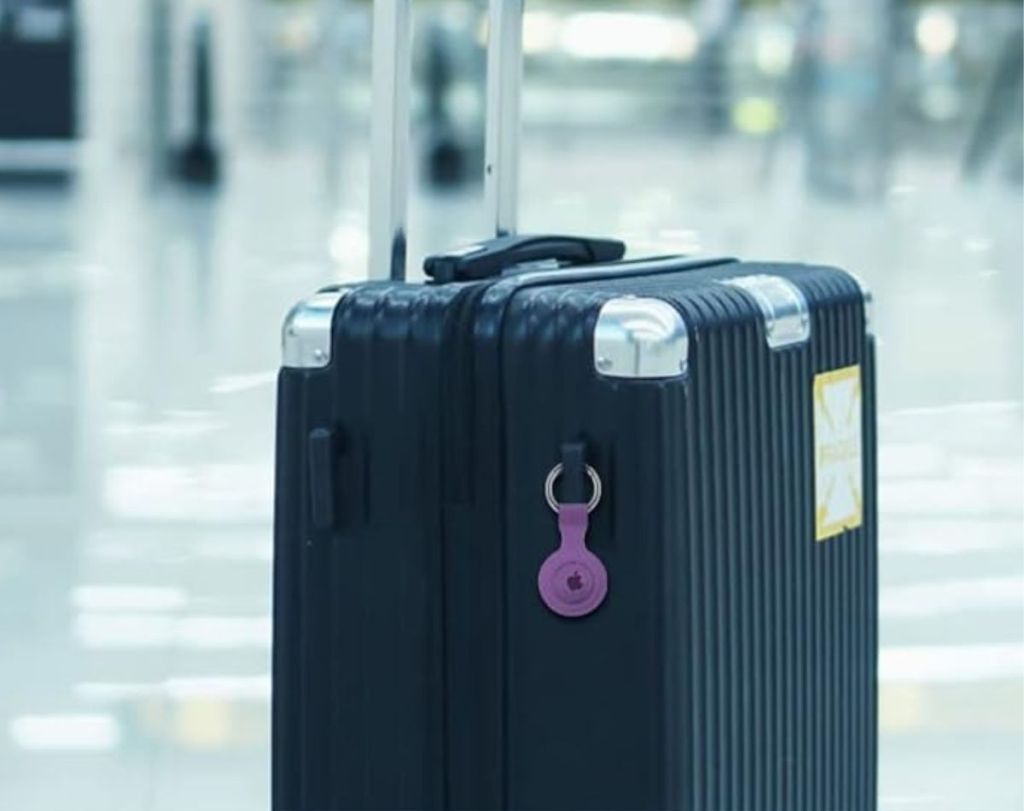Silicone Case for AirTag on luggage