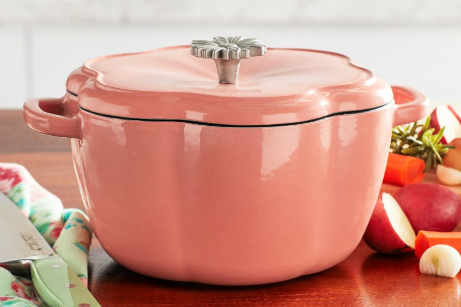 The Pioneer Woman pink Dutch Oven