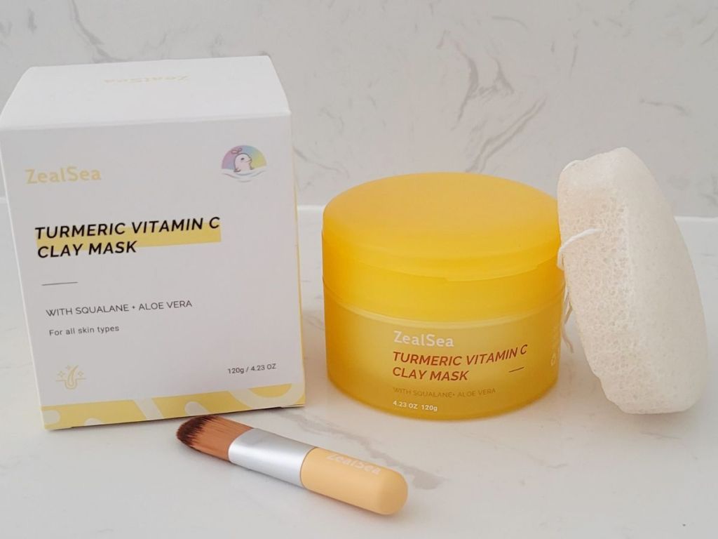 A Zealsea Tumeric Face Mask Set