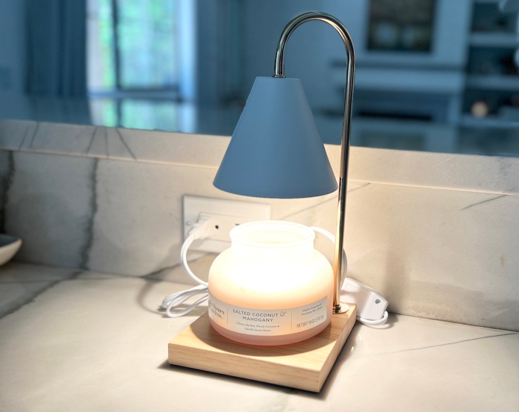 candle warmer on countertop