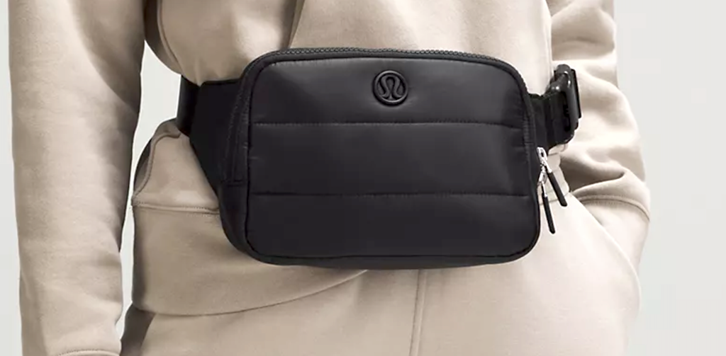 can someone with an extended strap bag please help me @lululemon WHAT , lululemon belt bag extended strap