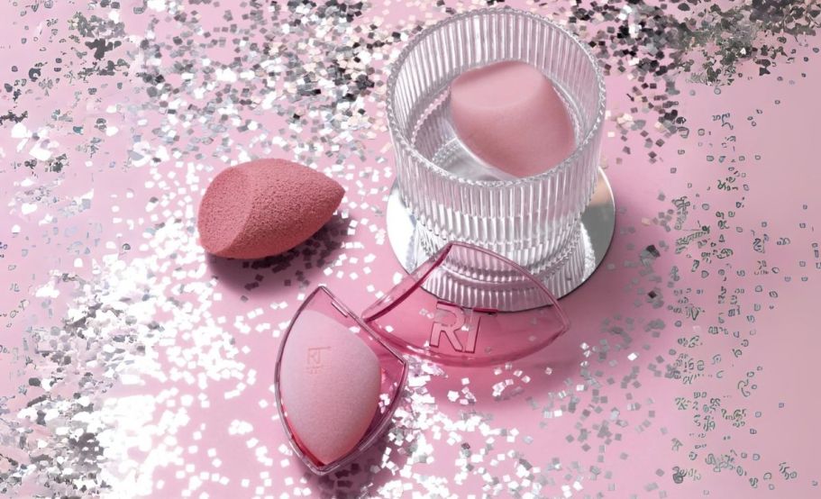 Real Techniques Makeup Sponge 4-Piece Gift Set Only $7.99 on Walmart.com (Reg. $16.45)