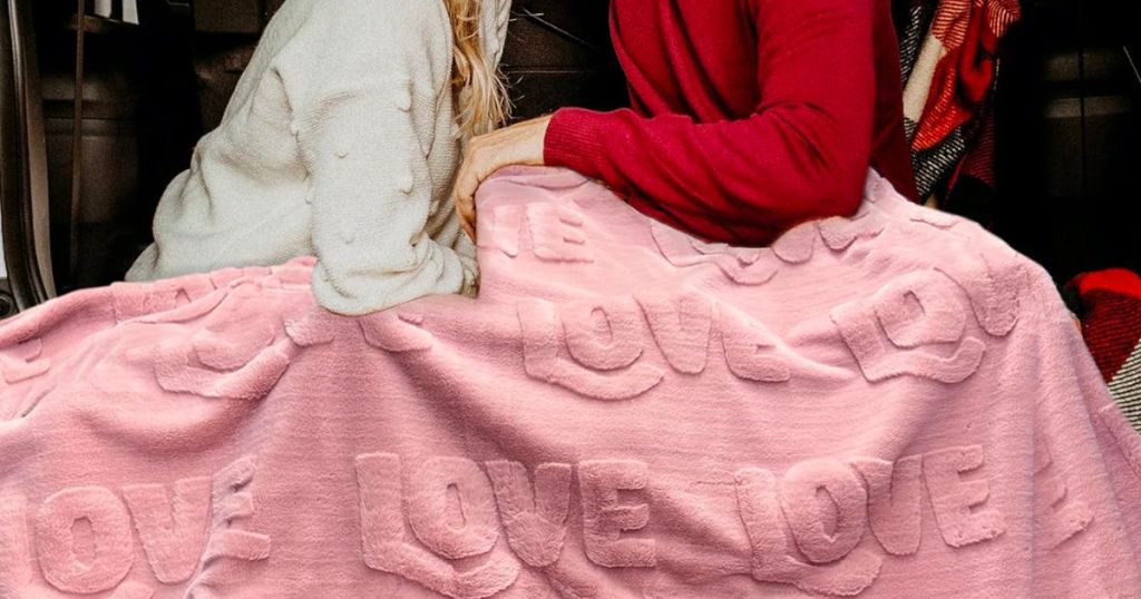 50% Off Cozy Amazon Faux Fur Throw Blankets – Including Valentine’s Options!