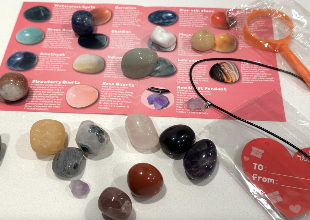 Valentines Gemstones Set Only .99 on Amazon | Includes 15 Stones, Heart Cases, Cards & More