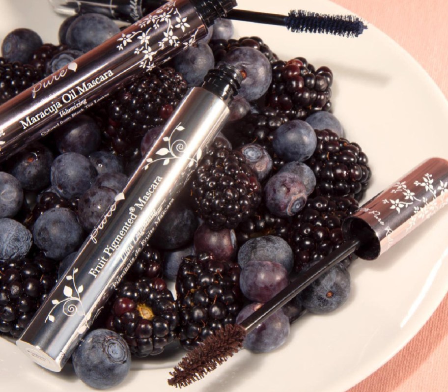 mascara tubes on blackberries