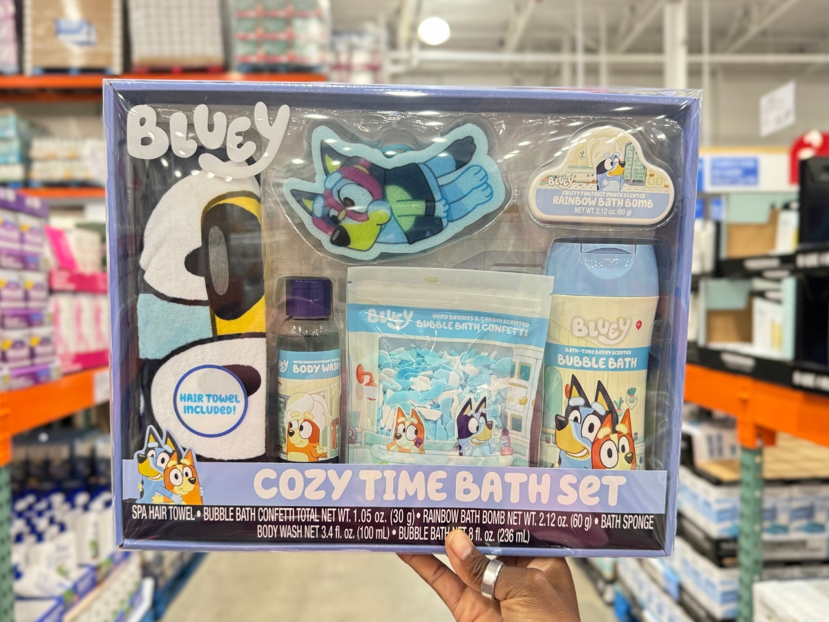 Latest Costco Clearance Finds: Makeup Eraser Set AND Bluey Cozy Bath Time Set!