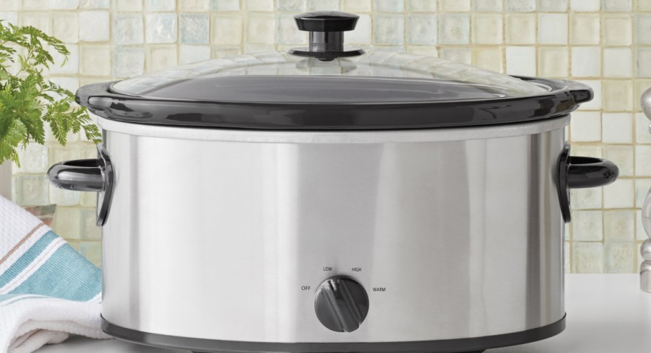 6 quart slow cooker displayed on a kitchen counter