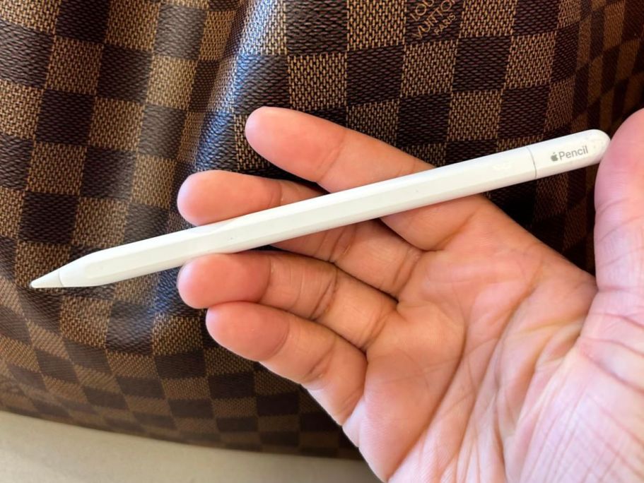 Best Buy Daily Deals | $59 Apple Pencil, $189.99 Self-Empty Robot Vacuum & Mop + More