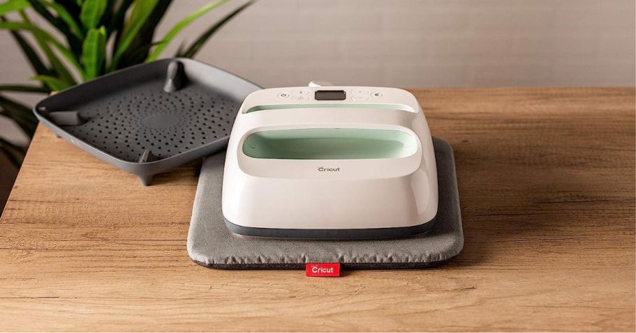 Cricut Easy Press 2 Only $89.40 Shipped on Lowes.com (Regularly $149) | Makes DIY-ing Easy!